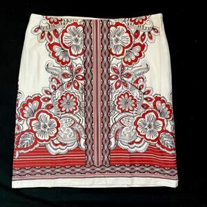 Ann Taylor LOFT 2P White & Cranberry‎ Red Floral Border Poplin Skirt